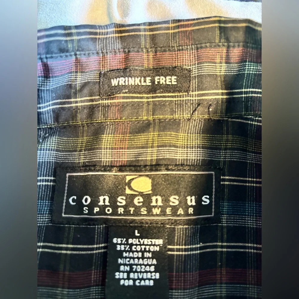 Consensus long‎ sleeve button up